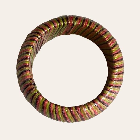 ๐บ Boutique Boho Colorful Embroidery Thread Wrapped Bangles Set - Picture 2 of 5